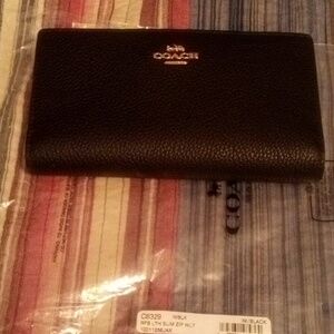 Coach Wallet C8329